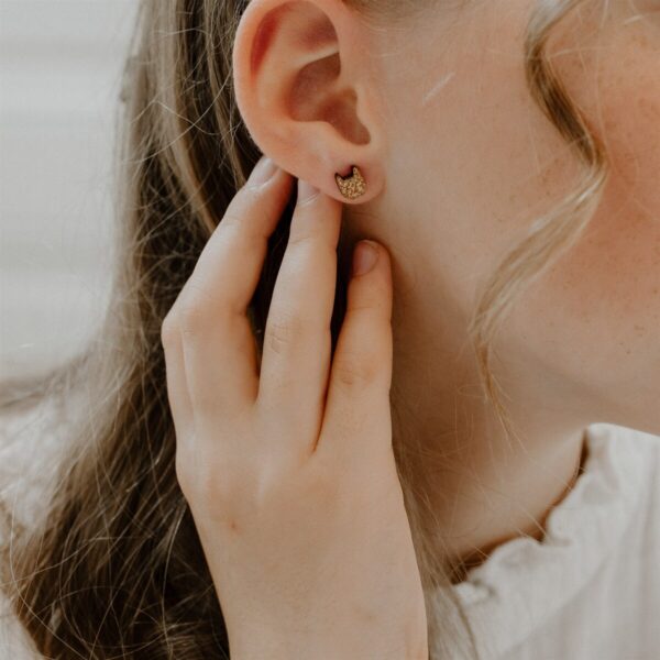 Boucles d'oreilles pailletées chat doré - Les Petites Hirondelles