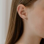 Boucles d'oreilles pailletées oiseau doré - Les Petites Hirondelles