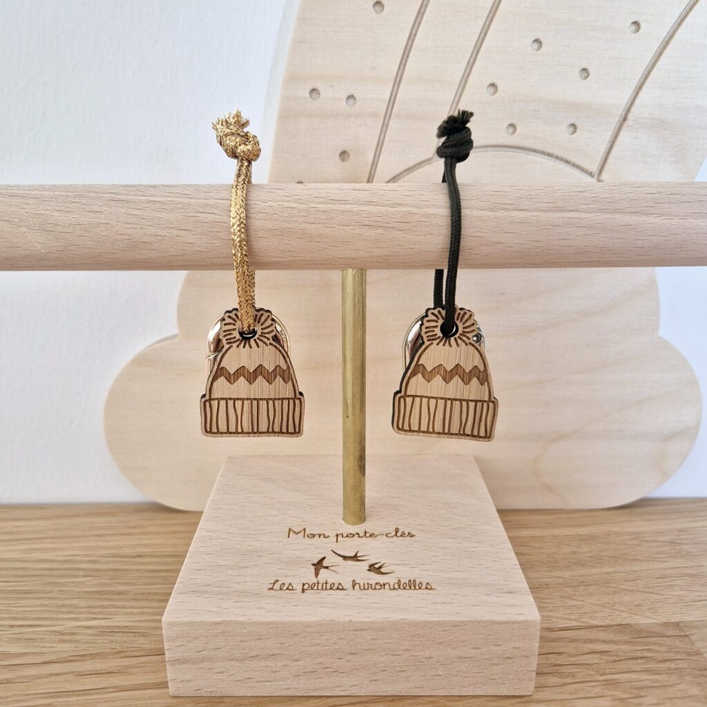 Porte-clés Pendentif En Bois Sculpté - Vautour Rapace (Rabengeier) - Fait Main, Avec Boîte Cadeau
