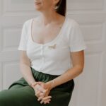 Broche pailletée teckel doré - Les Petites Hirondelles