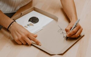 Les petites Hirondelles à l'atelier