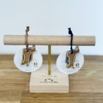 Porte clés en bois en forme de teckel
