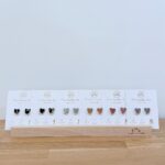 Boucles d'oreilles clips de différents coloris en forme de coeurs