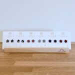 Boucles d'oreilles clip de différents coloris en forme de fleurs