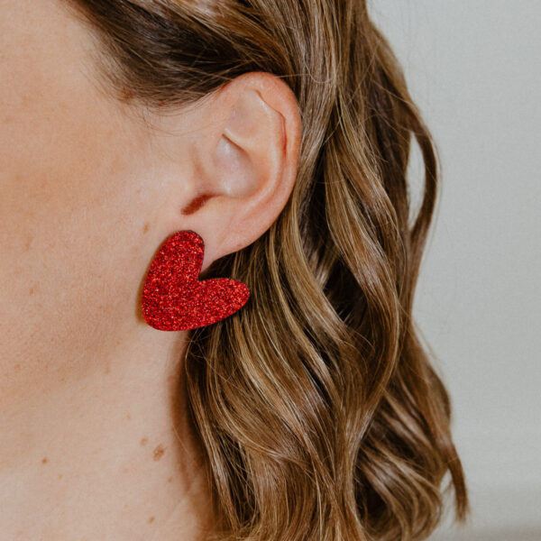 boucles d'oreilles en forme de coeurs de couleur rouge, taille M