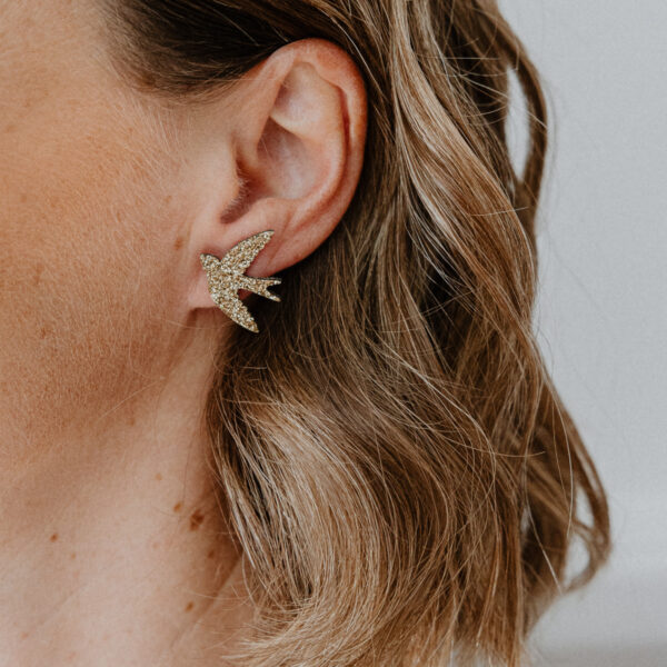 Boucles d'oreilles en forme d'hirondelles de couleur doré